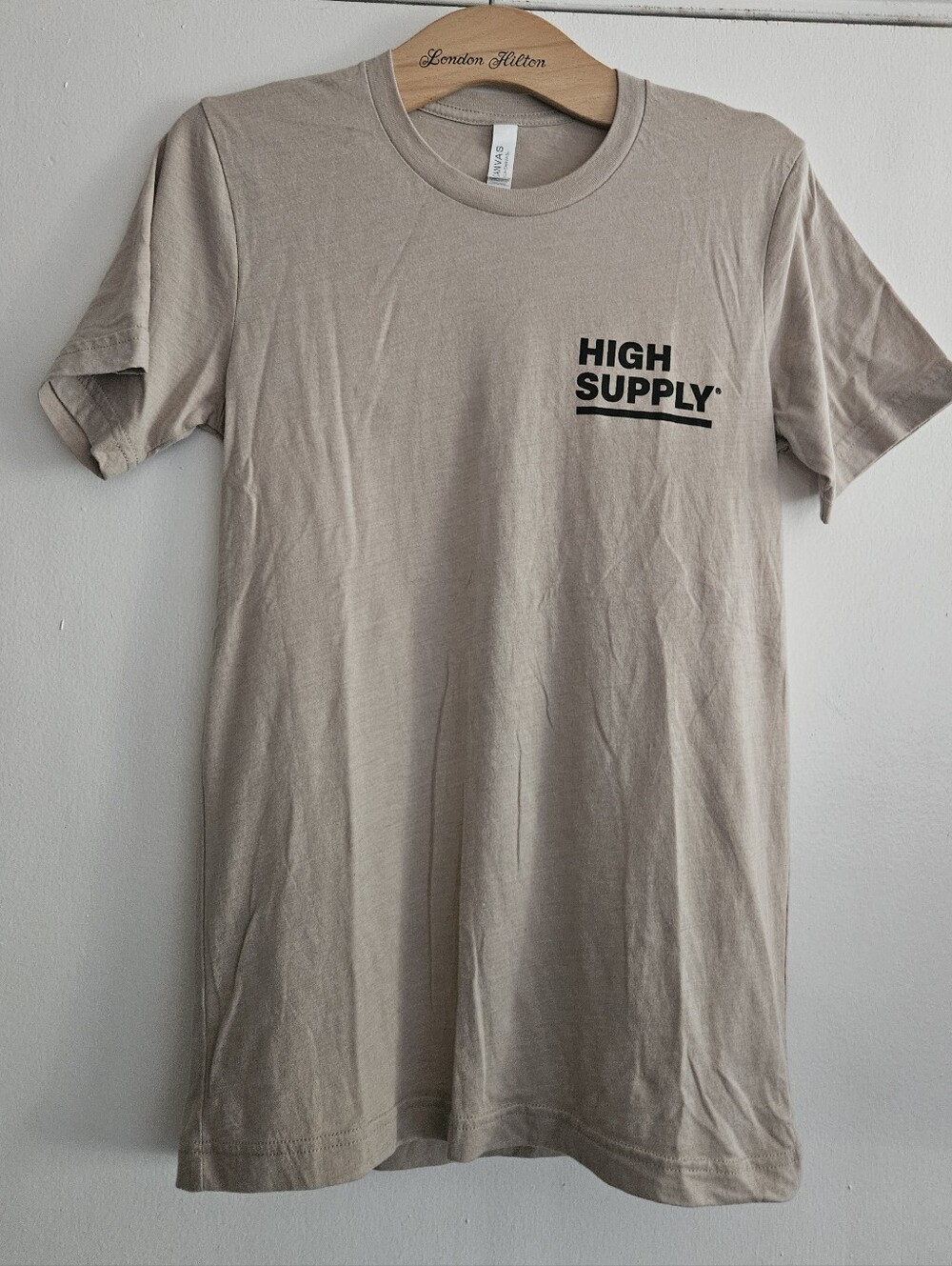 High Supply Men's Tan T-Shirt Size Small